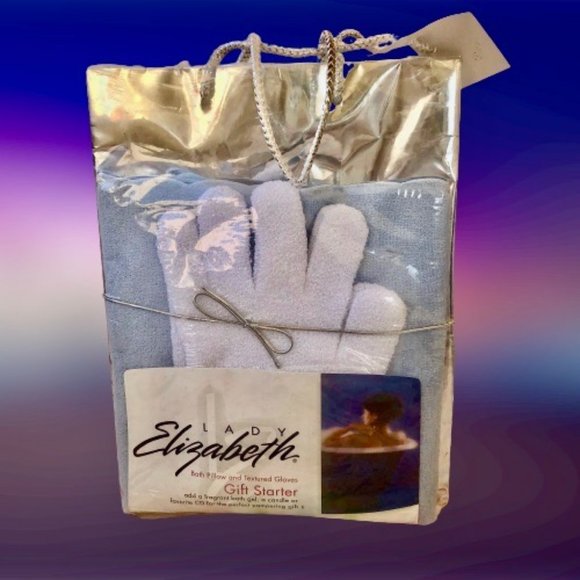 Lady Elizabeth Spa Set Inflatable Pillow + Gloves - Picture 6 of 6